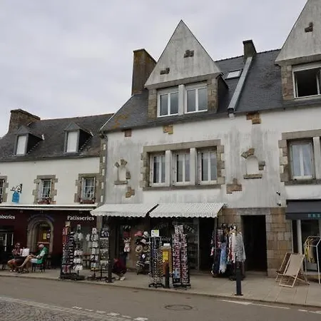 Au Centre Du *
